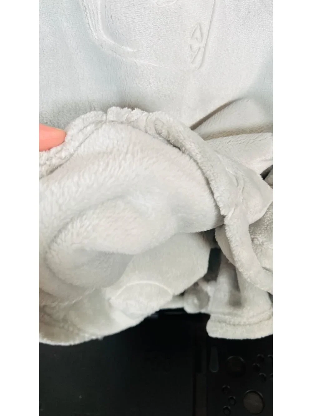 Ed Hardy Twin Embossed Plush Blanket 66x90 NWT White Tattoo Cards Dice Rare